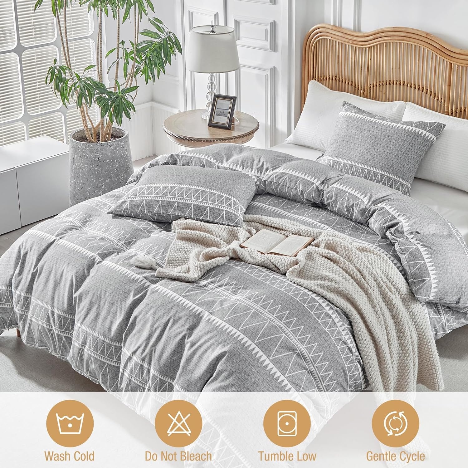 image:imageLekesky King Size Duvet Cover Set Hazy Blue Duvet Cover UltraSoft Microfiber 3 Pieces Comforter Cover with Zipper and Corner Ties Includes 2 Pillowcases 20x36Agrey