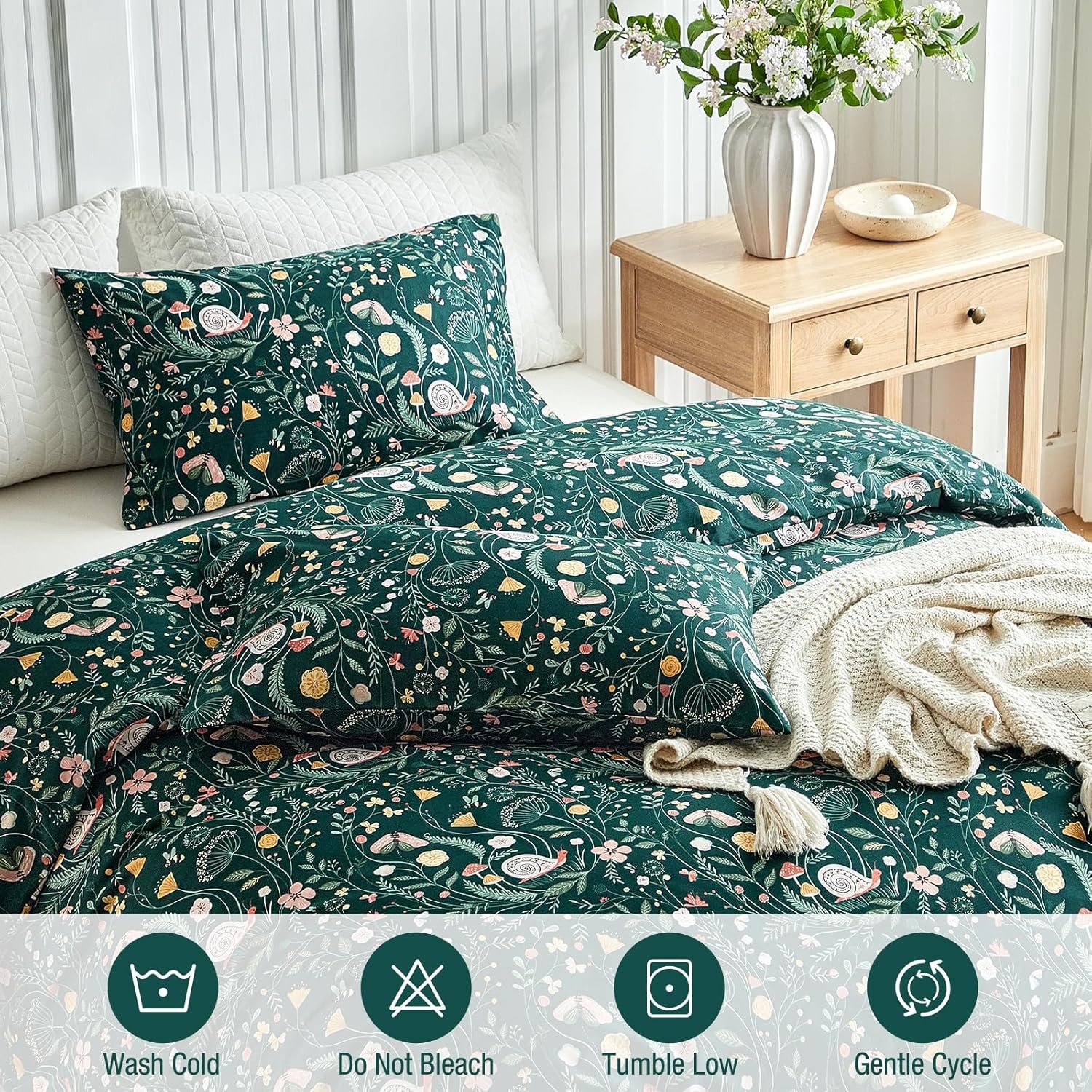 image:imageLekesky Duvet Cover Queen Size Reversible Botanical Floral Duvet Cover Set with Zipper Closure 3 Pieces Soft Microfiber Green Bedding Set 1Duvet Cover 90x90 2 Pillowcases 20x26C Greeninsect World