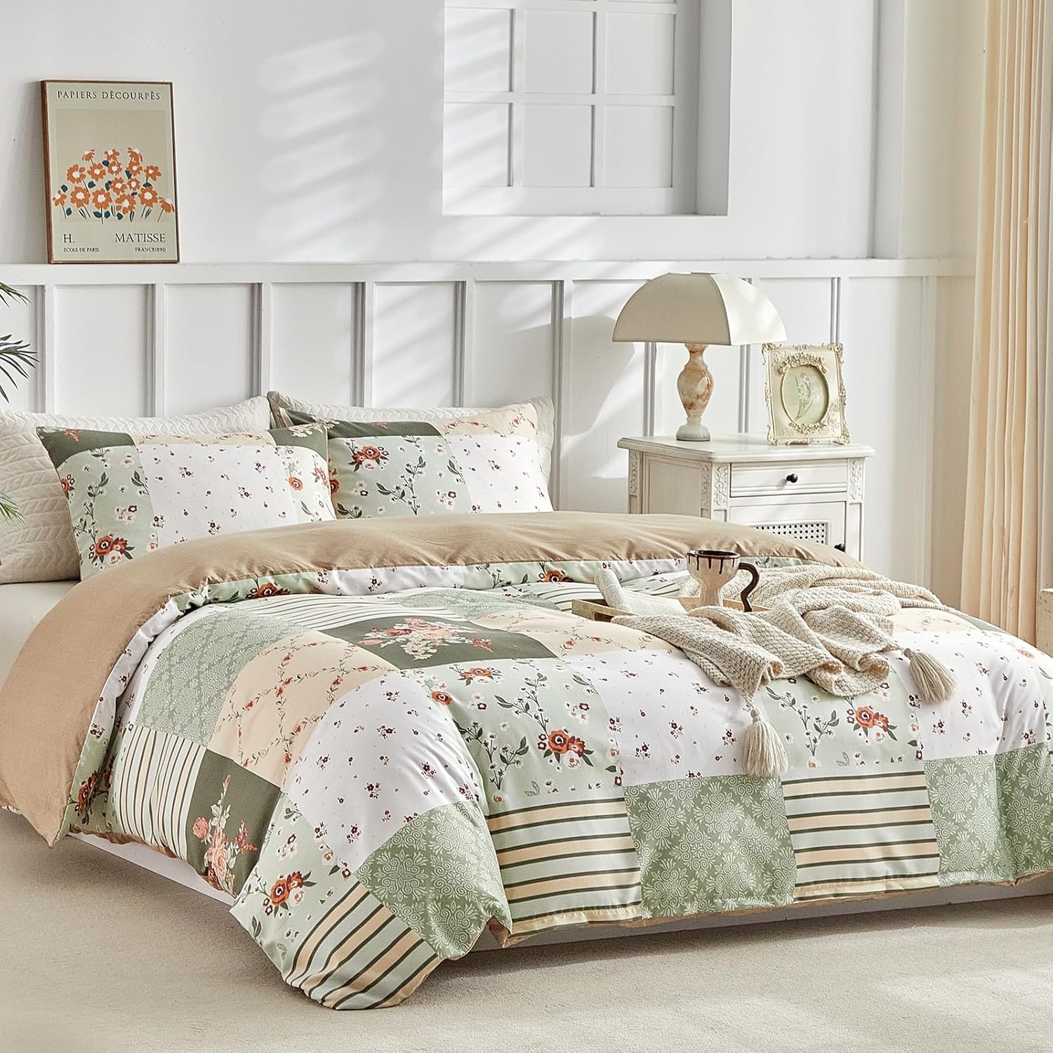 image:imageLekesky Duvet Cover Queen Size Reversible Botanical Floral Duvet Cover Set with Zipper Closure 3 Pieces Soft Microfiber Green Bedding Set 1Duvet Cover 90x90 2 Pillowcases 20x26Dpatchworkgreen