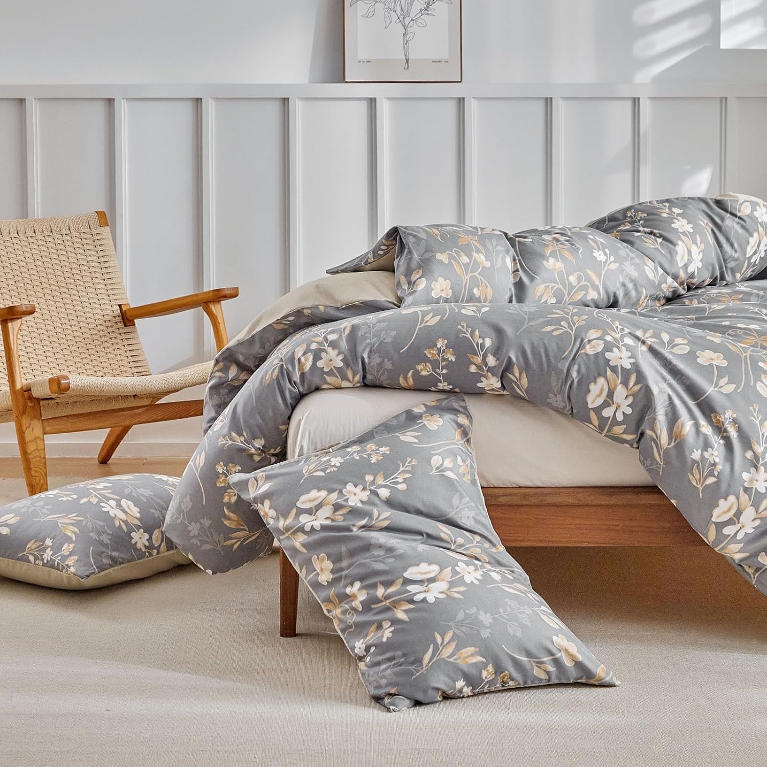 image:imageLekesky Duvet Cover Queen Size Reversible Botanical Floral Duvet Cover Set with Zipper Closure 3 Pieces Soft Microfiber Green Bedding Set 1Duvet Cover 90x90 2 Pillowcases 20x26A Grey Goldno Comforter