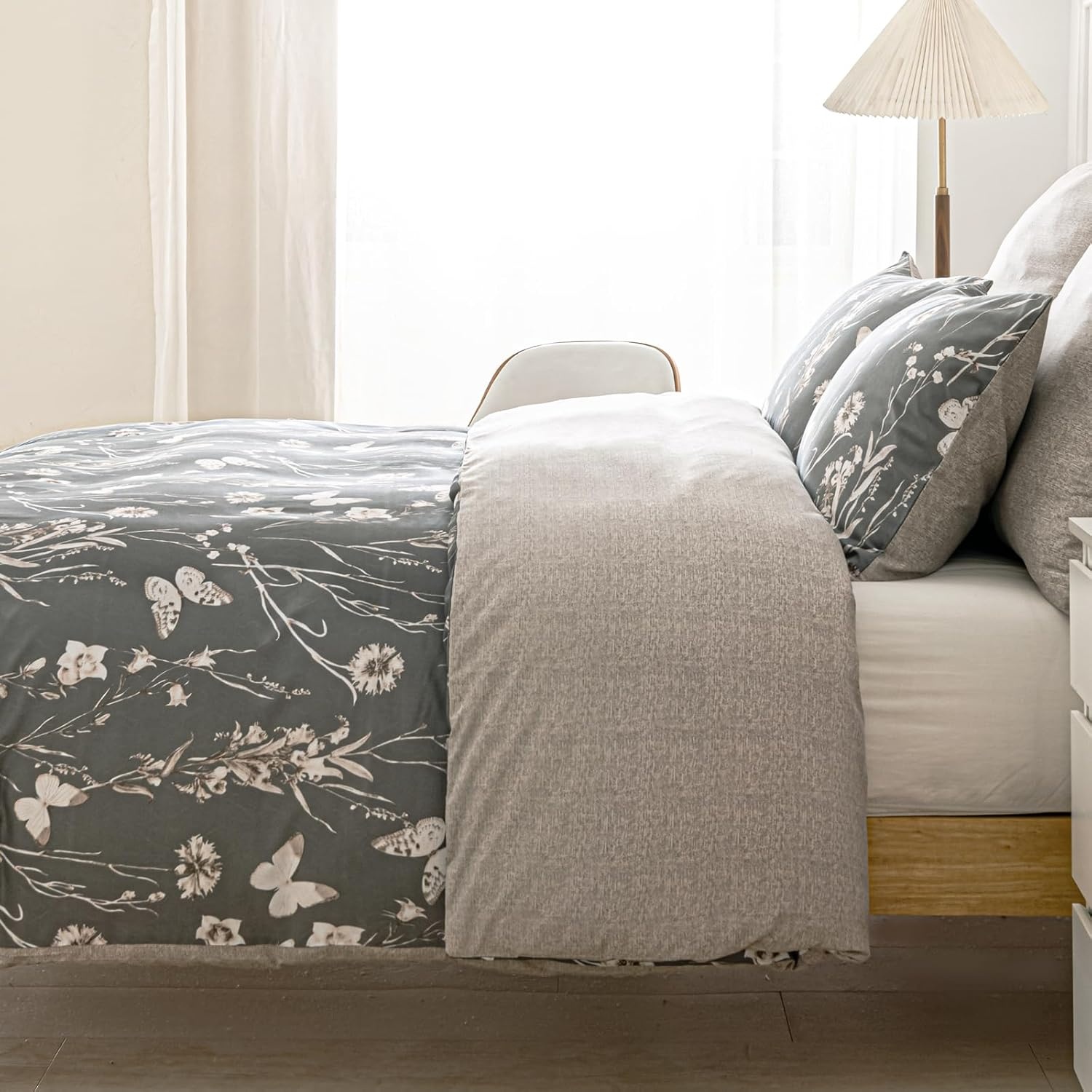 image:imageLekesky Duvet Cover Queen Size Reversible Botanical Floral Duvet Cover Set with Zipper Closure 3 Pieces Soft Microfiber Green Bedding Set 1Duvet Cover 90x90 2 Pillowcases 20x26A Deep Greyno Comforter