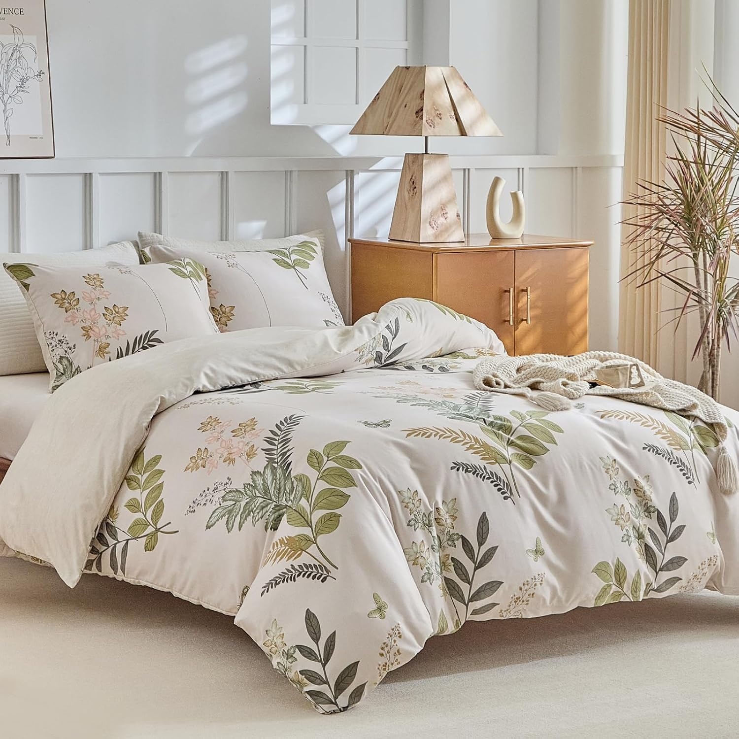 image:imageLekesky Duvet Cover Queen Size Reversible Botanical Floral Duvet Cover Set with Zipper Closure 3 Pieces Soft Microfiber Green Bedding Set 1Duvet Cover 90x90 2 Pillowcases 20x26C Whitegreen Leaf No Comforter