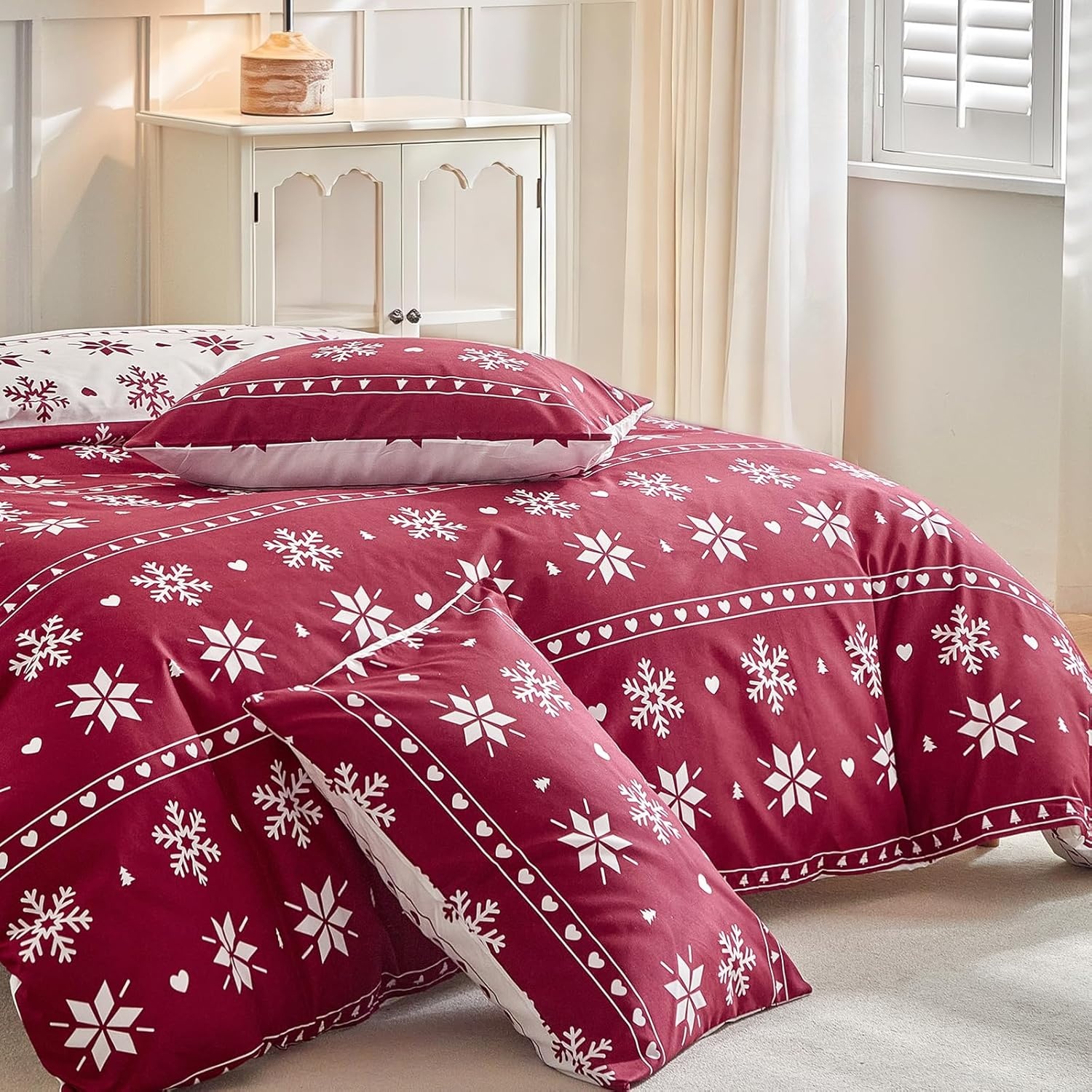 image:imageLekesky Duvet Cover Queen Size Reversible Botanical Floral Duvet Cover Set with Zipper Closure 3 Pieces Soft Microfiber Green Bedding Set 1Duvet Cover 90x90 2 Pillowcases 20x26C Snowflakes
