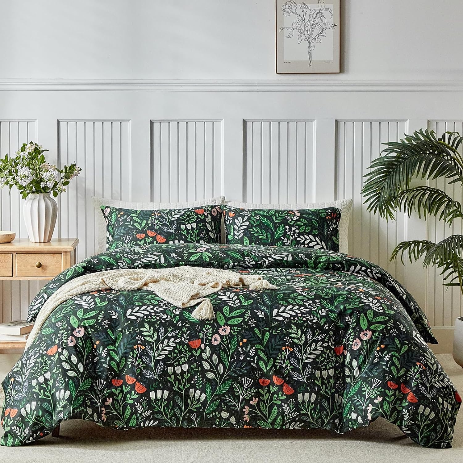 image:imageLekesky Duvet Cover Queen Size Reversible Botanical Floral Duvet Cover Set with Zipper Closure 3 Pieces Soft Microfiber Green Bedding Set 1Duvet Cover 90x90 2 Pillowcases 20x26C Greenromantic Garden